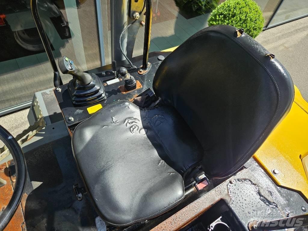Wacker Neuson dw60 عربات نقل قلابة للمواقع