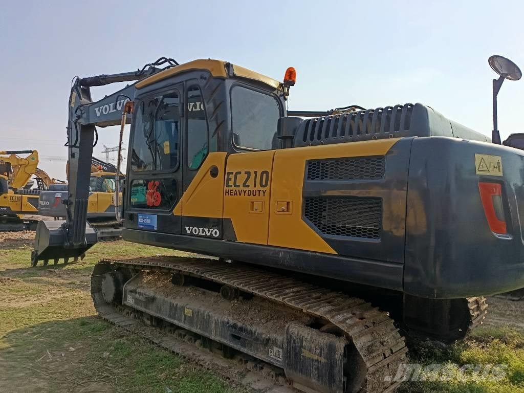 Volvo EC 210 حفارات زحافة