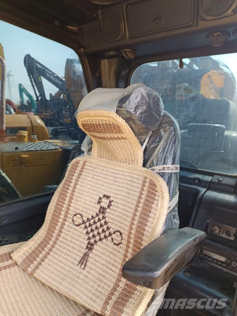 Volvo EC 210 حفارات زحافة