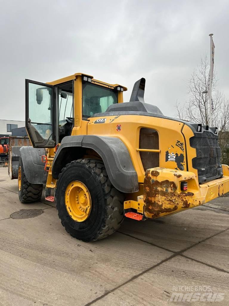 Volvo L 110 H لوادر بعجل