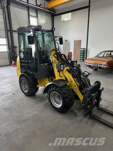 Wacker Neuson WL 20 لوادر صغيرة