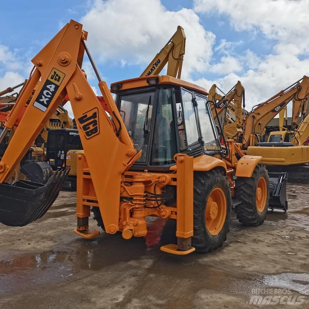 JCB 4 CX لوادر ذات جرافات عكسية