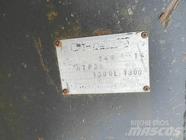 Komatsu PC 290 LC حفارات زحافة