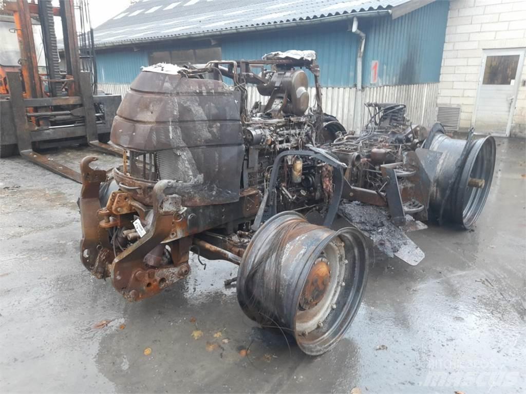 Case IH Puma 165 الجرارات
