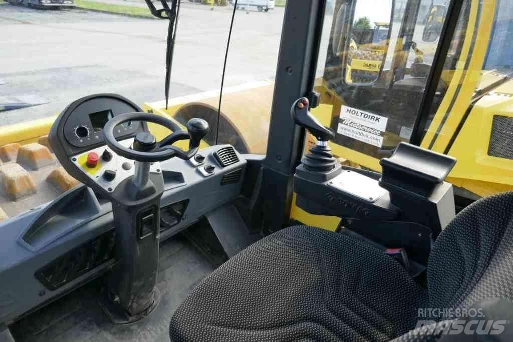 Bomag BW 219 PDH-5 ضاغطات التربة