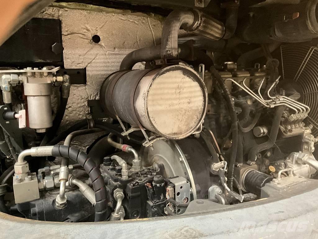 Neuson EW 65 حفارات بعجل