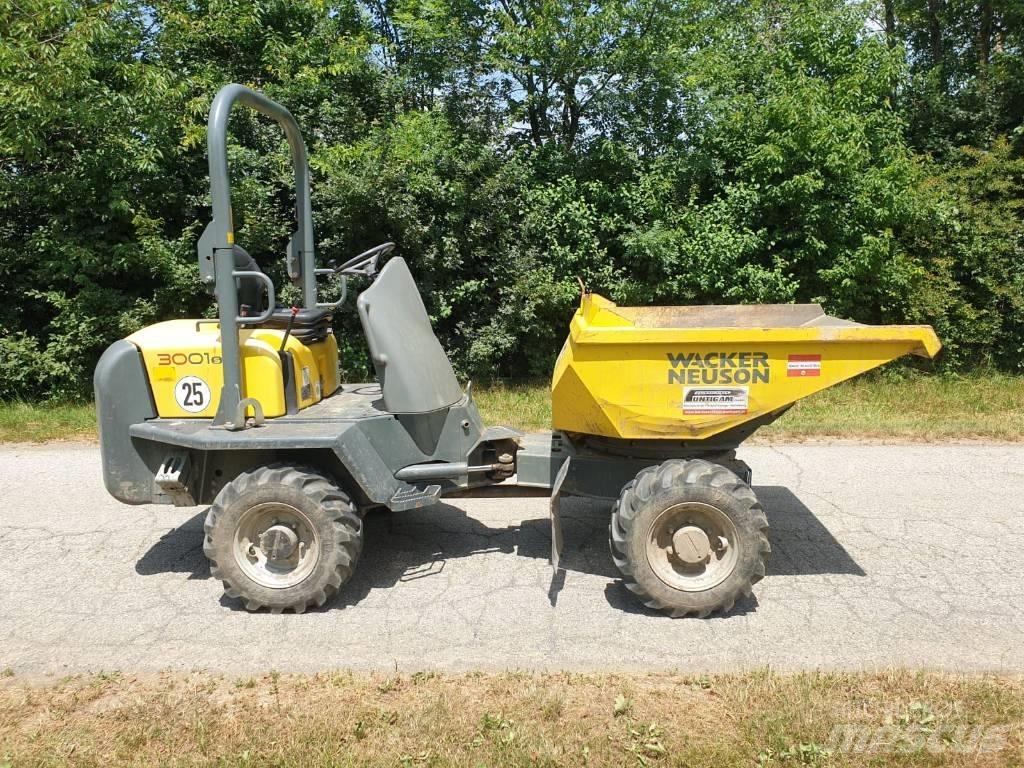 Wacker Neuson 3001 عربات نقل قلابة للمواقع