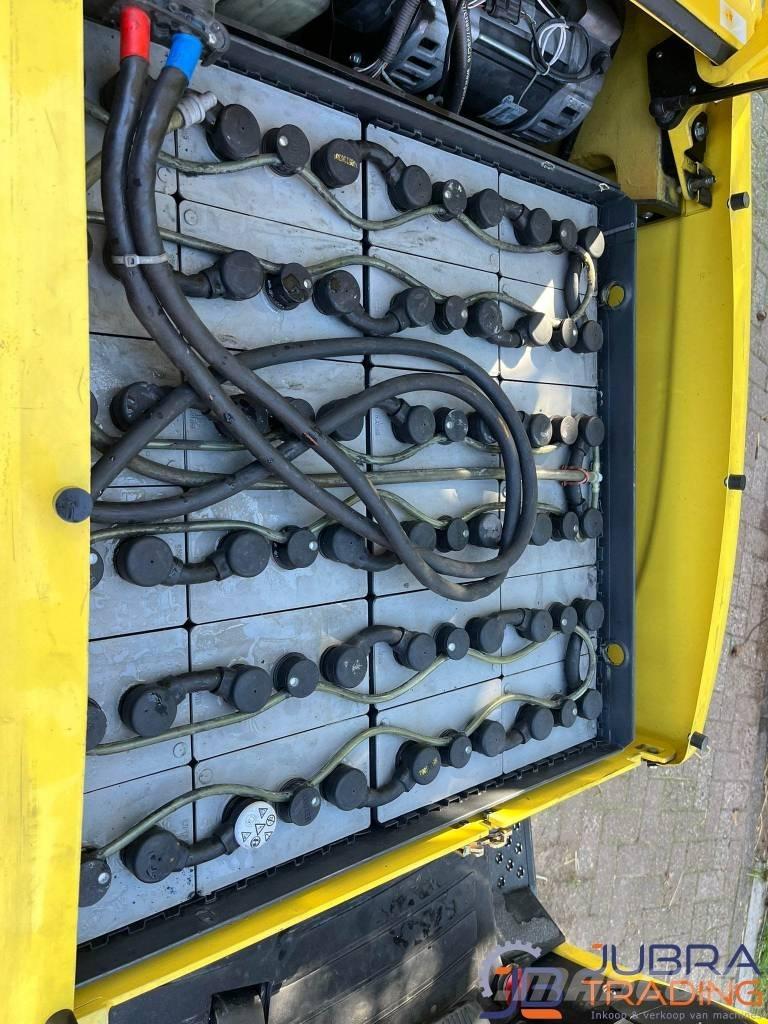 Hyster J1.6XN شاحنات ذات رافعات شوكية تعمل بالكهرباء