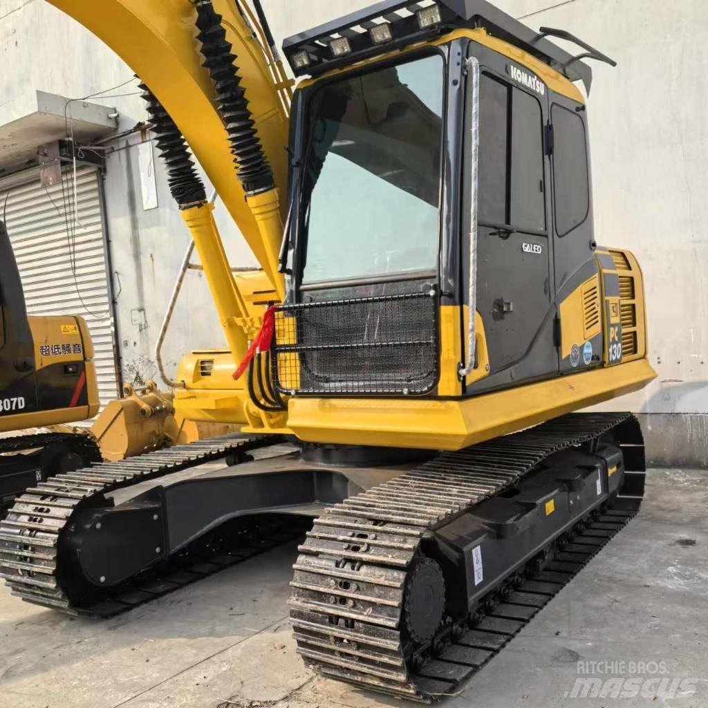 Komatsu PC 130-7 حفارات زحافة
