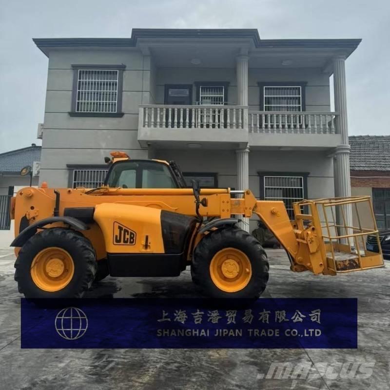 JCB 535-95 مناولات متداخلة