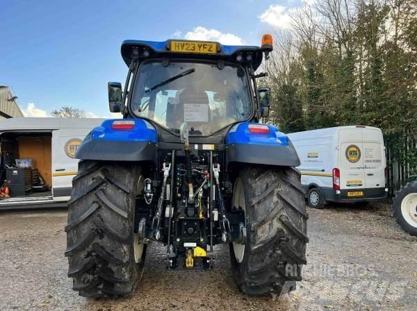 New Holland T6.155 الجرارات