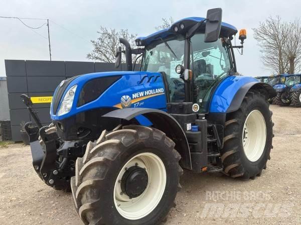 New Holland T7.210 الجرارات