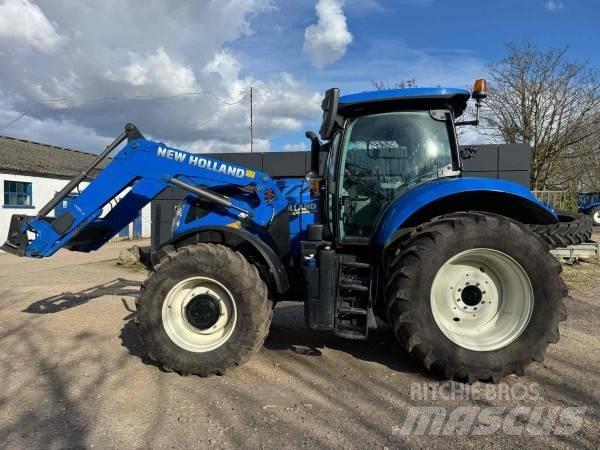 New Holland T7.210 الجرارات