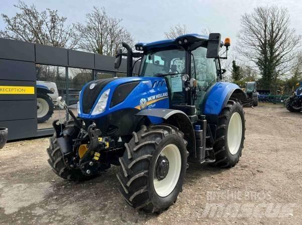 New Holland T7.225 الجرارات