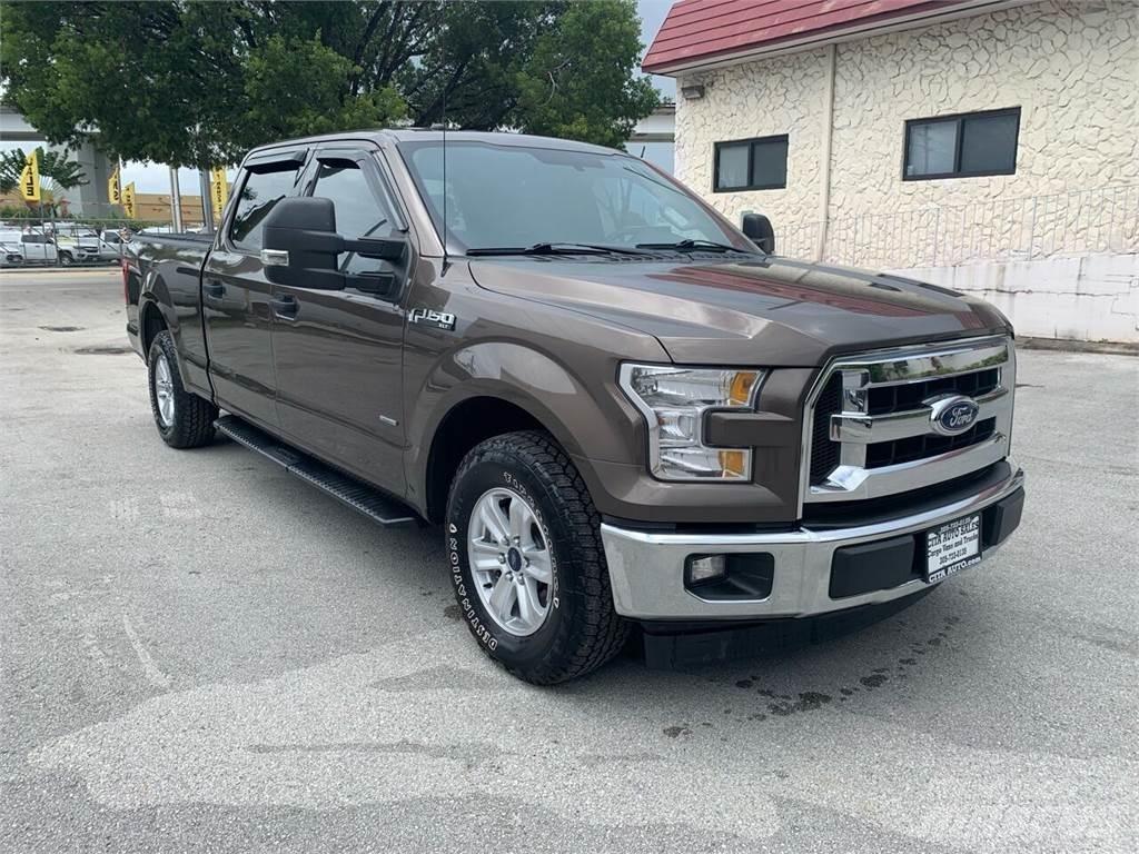 Ford F-150 شاحنات خفيفة/مفصلية الجوانب