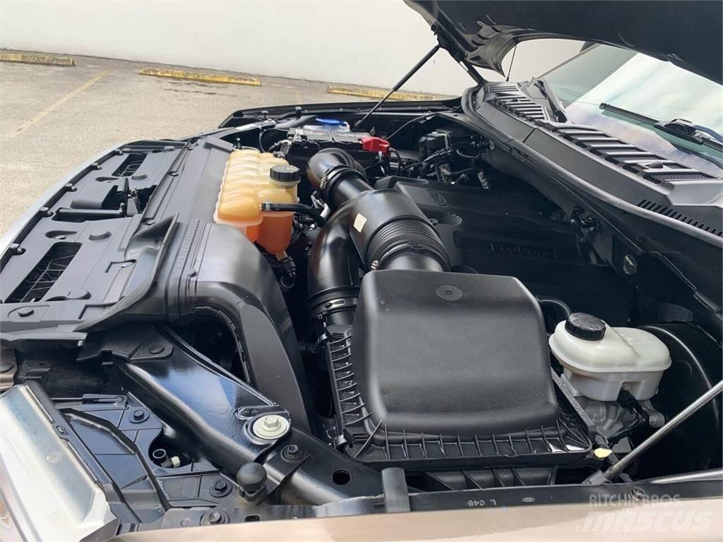 Ford F-150 شاحنات خفيفة/مفصلية الجوانب