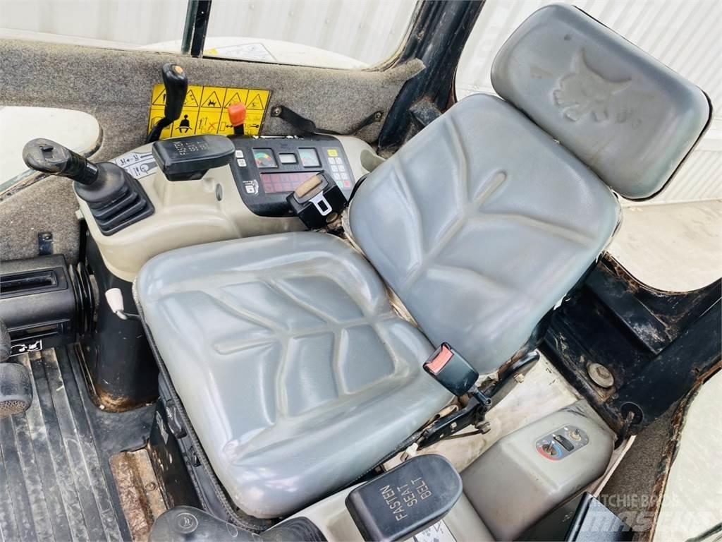 Bobcat 428 حفارات صغيرة أقل من 7 طن (حفارات صغيرة)