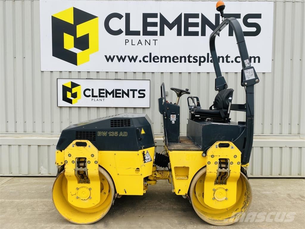 Bomag BW135AD مداحل ثنائية الاسطوانة