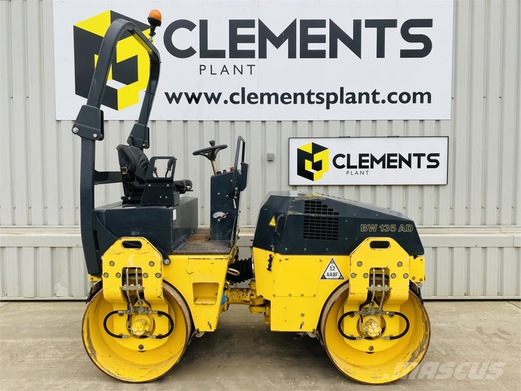Bomag BW135AD مداحل ثنائية الاسطوانة