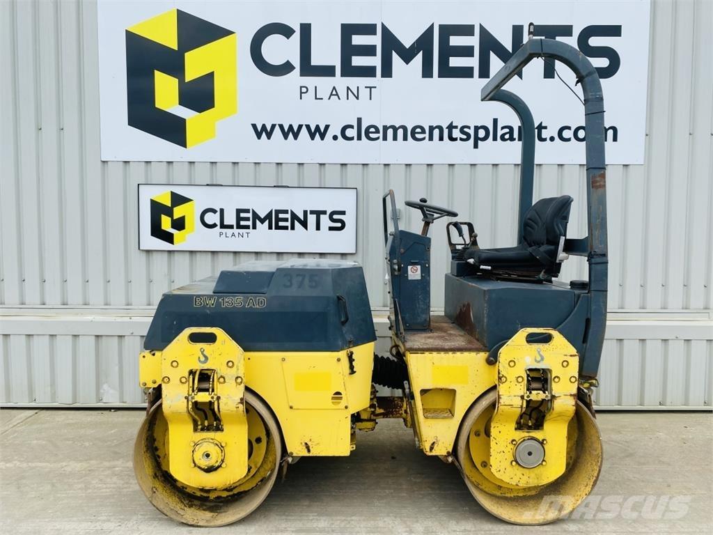 Bomag BW135AD مداحل ثنائية الاسطوانة