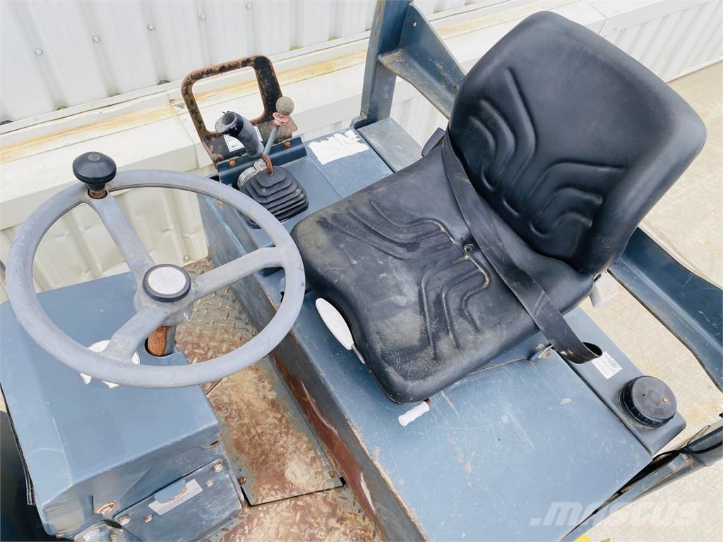 Bomag BW135AD مداحل ثنائية الاسطوانة