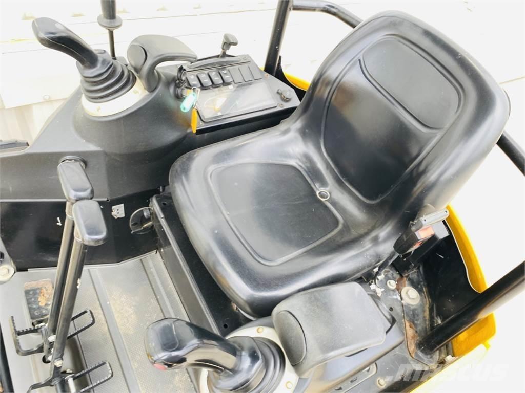 JCB 18Z-1 حفارات صغيرة أقل من 7 طن (حفارات صغيرة)