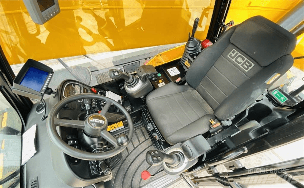 JCB 5.5P21 مناولات متداخلة