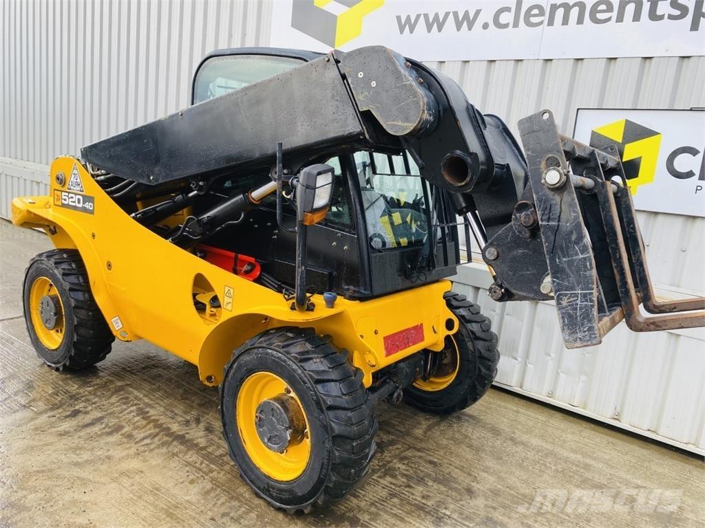 JCB 520-40 مناولات متداخلة
