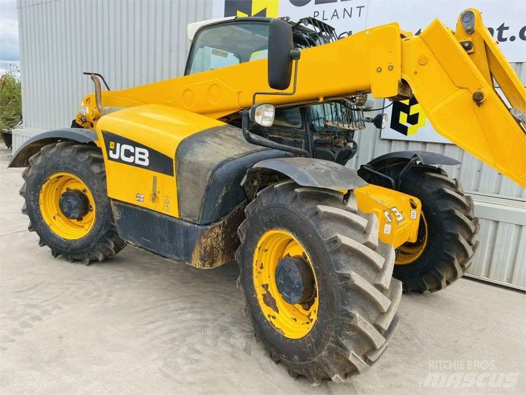 JCB 531-70 مناولات متداخلة