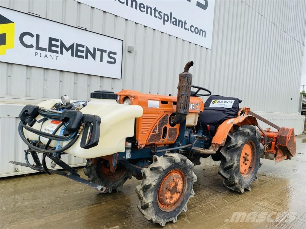 Kubota B7001 أخرى