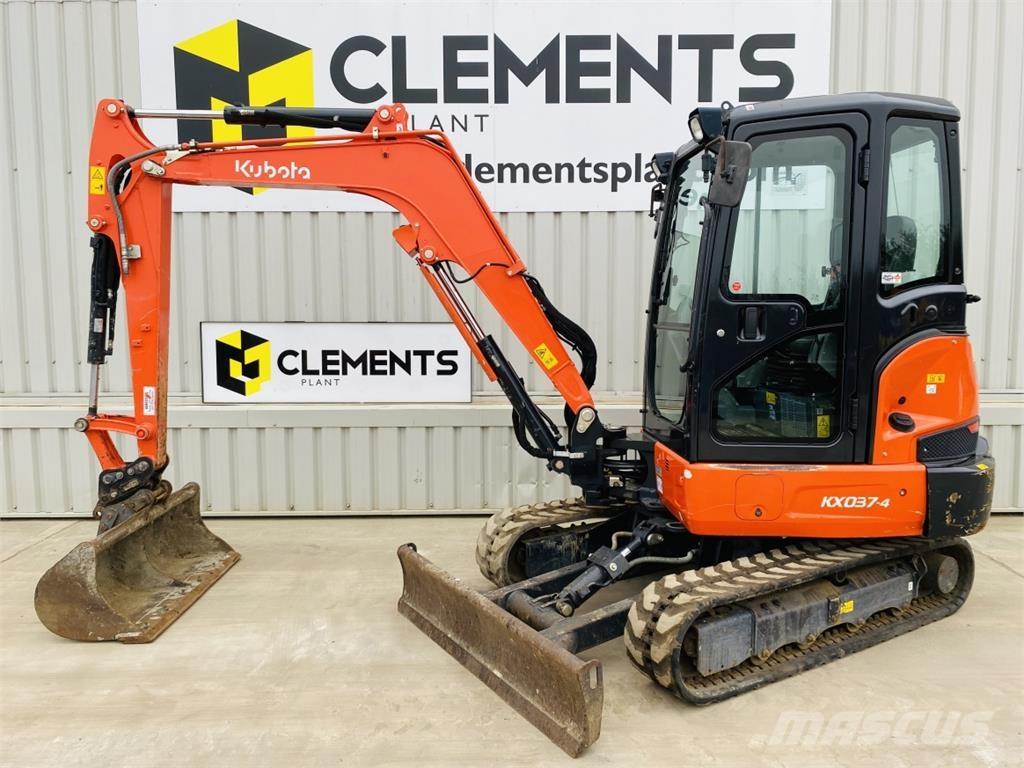 Kubota KX037-4 حفارات صغيرة أقل من 7 طن (حفارات صغيرة)