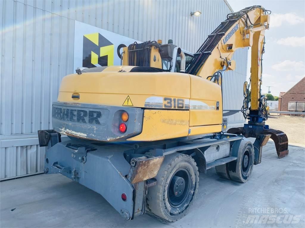 Liebherr 316 حفارات زحافة