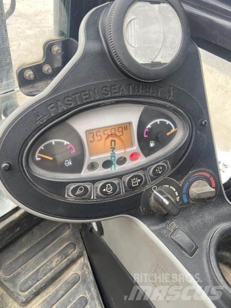 Bobcat E 26 حفارات بعجل