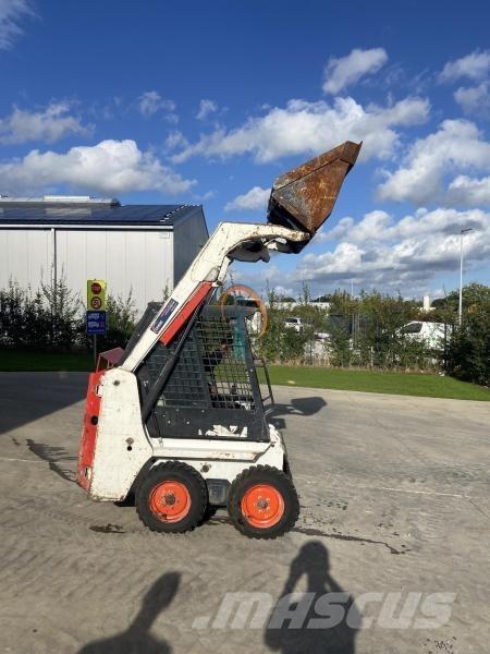 Bobcat S 70 لوادر بعجل