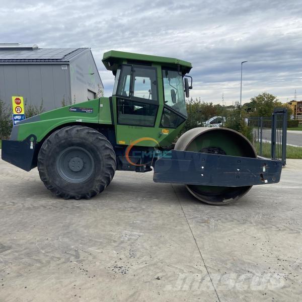 Dynapac CA302D ضاغطات التربة