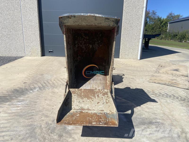 Hinowa HS1102 عربات نقل قلابة للمواقع