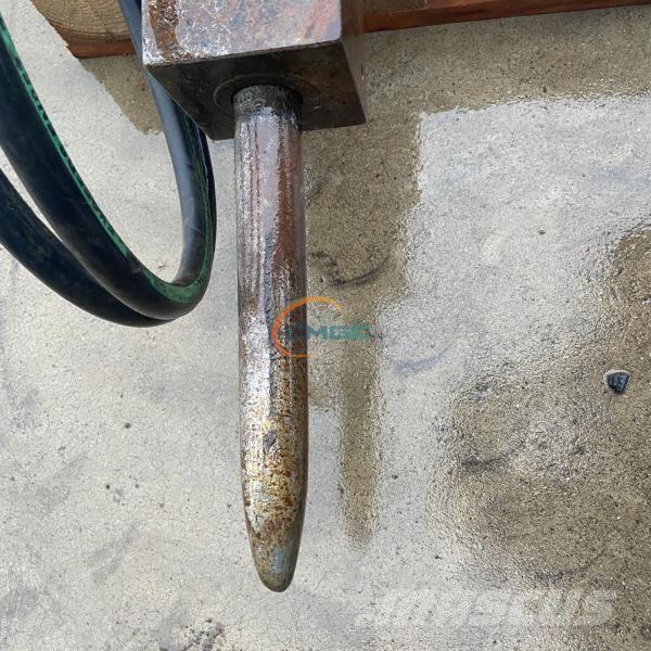 JCB HM012T مطارق / كسارات