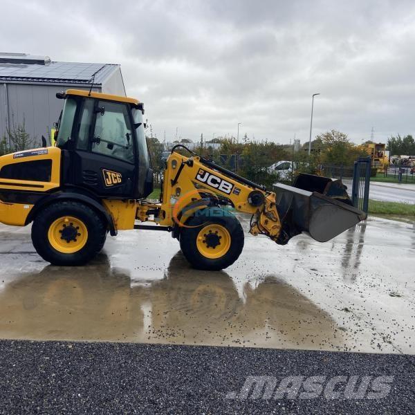 JCB TM220 لوادر بعجل