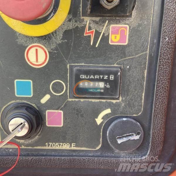 JLG 1250AJP رافعات سلة مفصلية