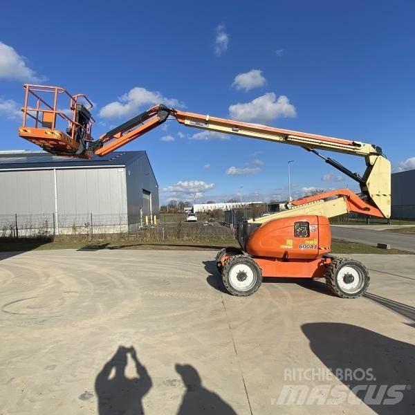 JLG 600AJ رافعات سلة مفصلية