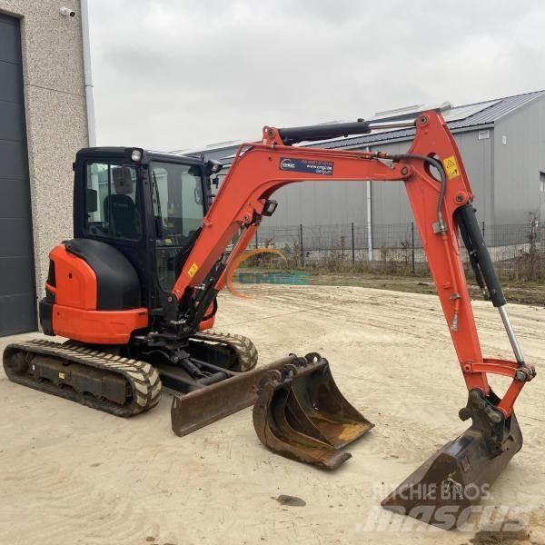 Kubota U36 حفارات بعجل