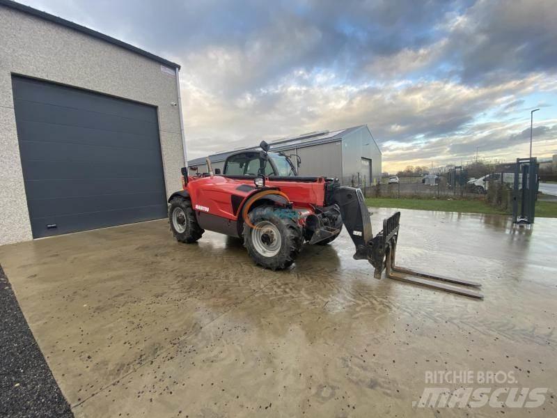 Manitou MT1335 مناولات متداخلة