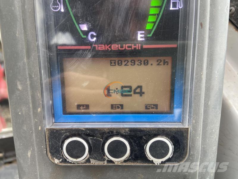 Takeuchi TB216 حفارات بعجل