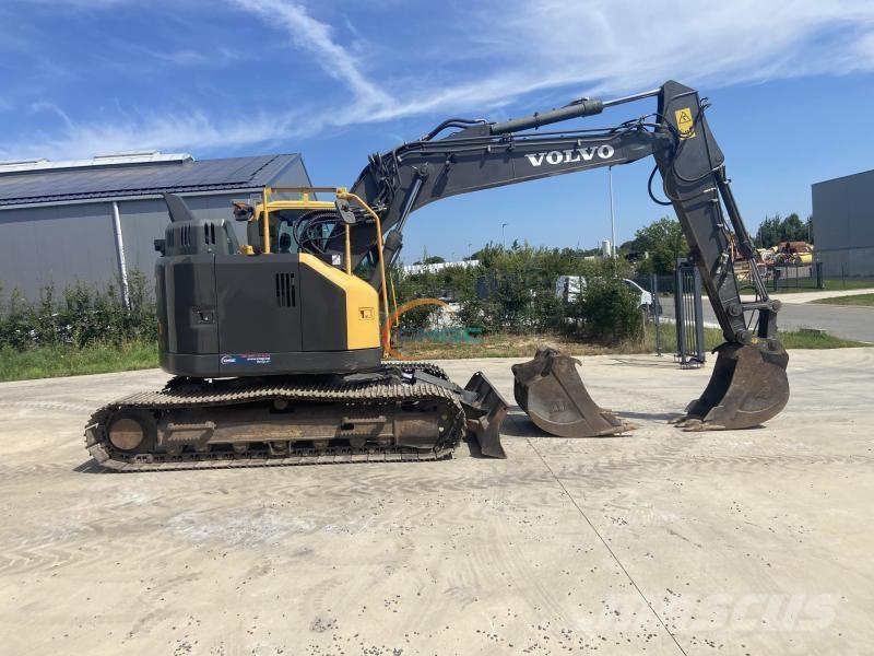 Volvo EC45 حفارات بعجل