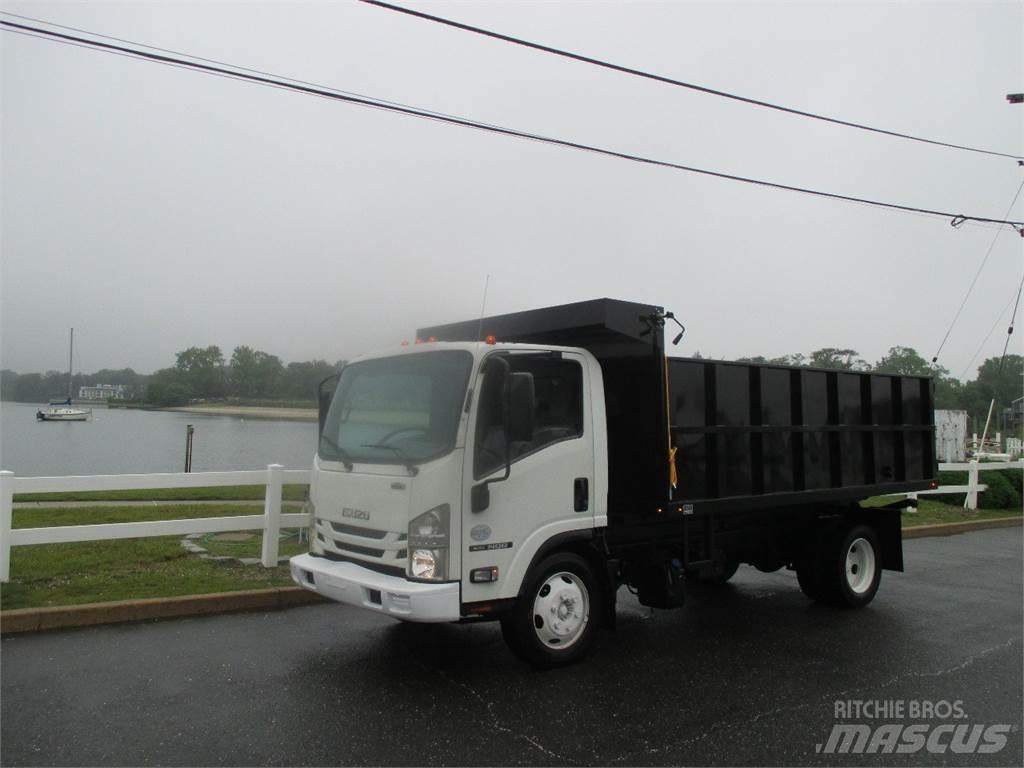 Isuzu NQR شاحنات قلابة