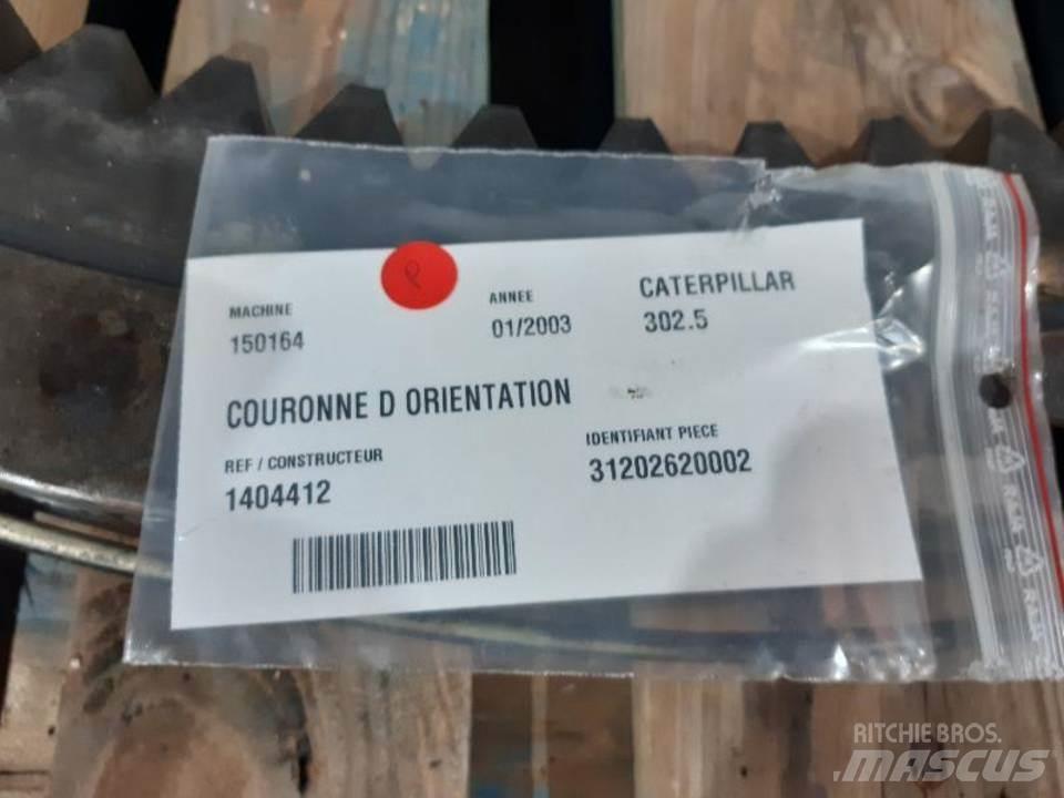 CAT 302.5 أجهزة نقل