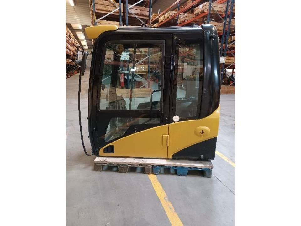 CAT 320DL كابينة والداخلية