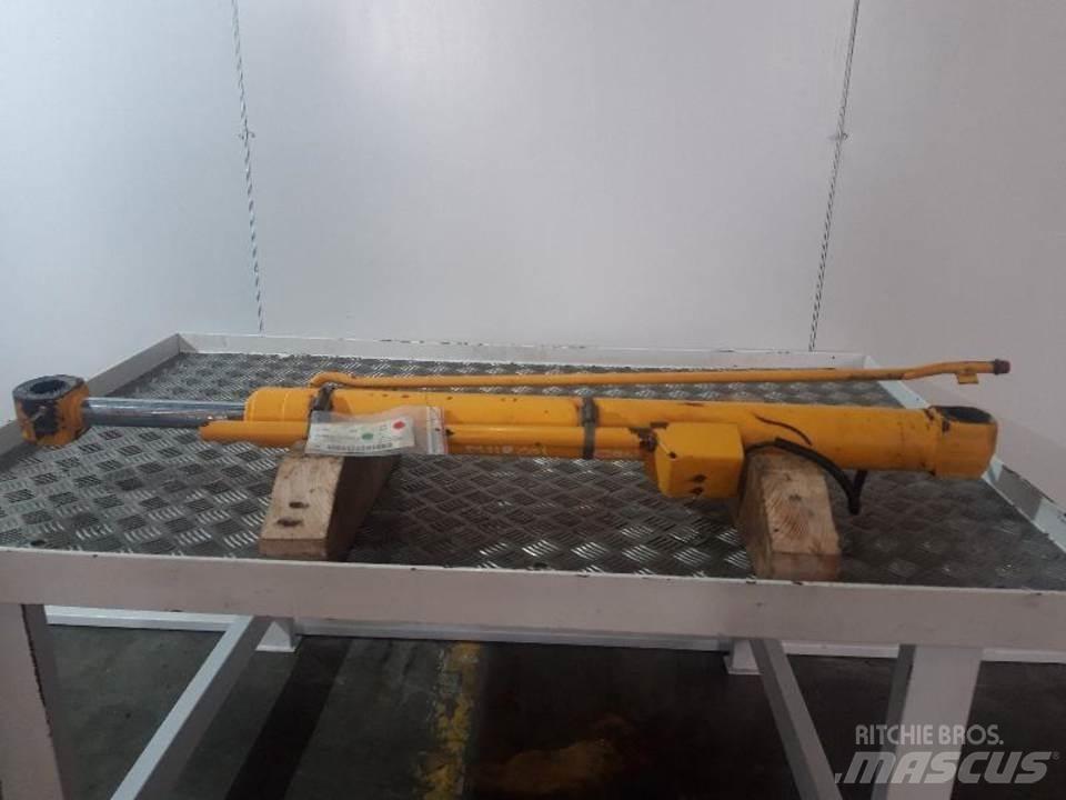 JCB 4CX هيدروليات