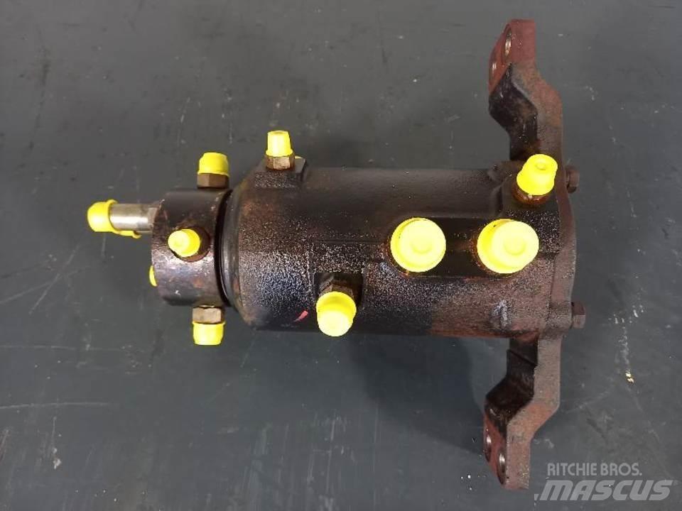 JCB 51R-1 هيدروليات