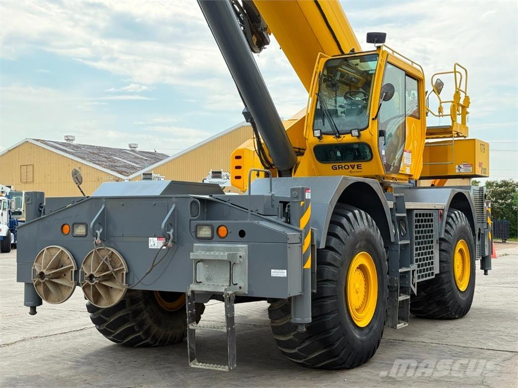 Grove GRT8100 رافعات الطرق الوعرة